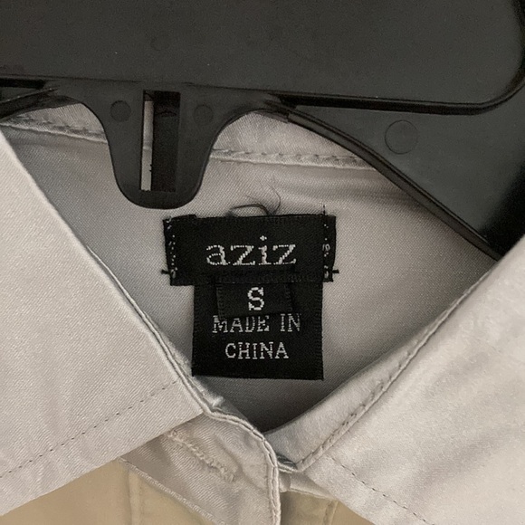 Silver button up top - Picture 3 of 3